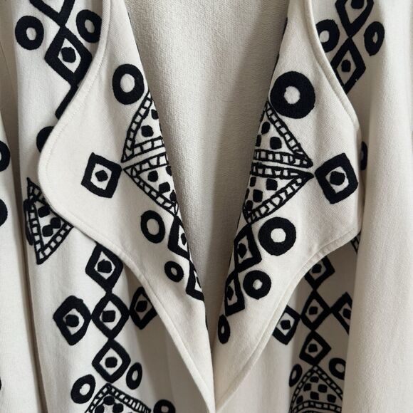 Roja Sweater Womens XL Ivory Black Embroidered Geometric Cotton Boho Cardigan - Picture 4 of 16